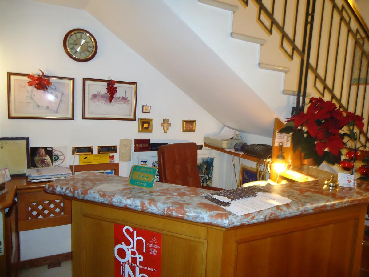 Hotel Paris Castel Goffredo Ngoại thất bức ảnh